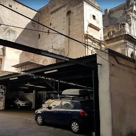 Largo Donnaregina Апартаменты Неаполь