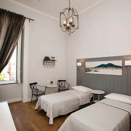 Апартаменты Largo Donnaregina *