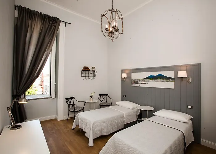 شقة Largo Donnaregina *