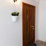 Largo Donnaregina Apartment *